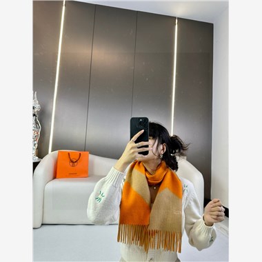 HERMES  2025秋冬新款時尚圍巾 尺寸：150-30