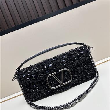 Valentino   2025新款l女生時尚包包  尺寸：27x13x6CM