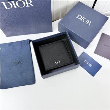 DIOR   2025新款時尚皮夾  尺寸:11.5 x 9.5 x 1.7CM