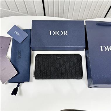DIOR   2025新款時尚皮夾  尺寸:19.8 x 11 x 2.5CM