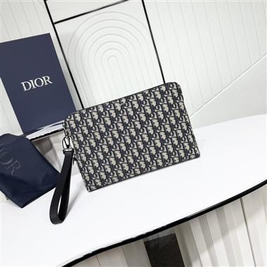 DIOR   2025新款男生時尚包包  尺寸:30*20*2.5CM