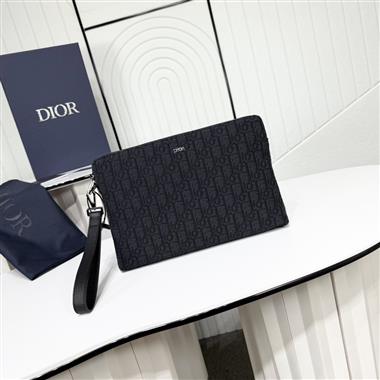 DIOR   2025新款男生時尚包包  尺寸:30*20*2.5CM