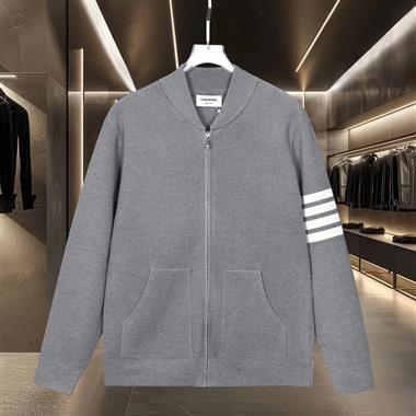 Thom Browne   2025秋冬新款保暖毛衣外套