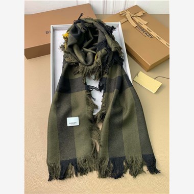 BURBERRY  2025秋冬新款時尚圍巾 尺寸:240-35