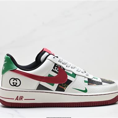 NIKE AIR FORCE 1‘07