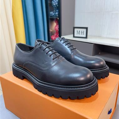 Louis Vuitton    2025新款男生休閒時尚鞋子