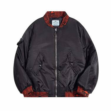 PRADA   2025秋冬新款風衣夾克外套  尺寸偏大