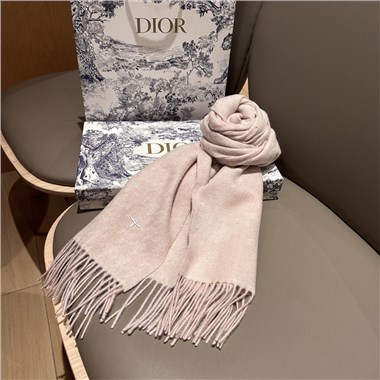 DIOR  2025秋冬新款時尚圍巾 尺寸：180-38
