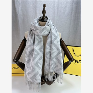 FENDI  2025秋冬新款時尚圍巾 尺寸:170-45