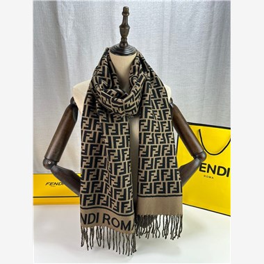 FENDI  2025秋冬新款時尚圍巾 尺寸:200-30