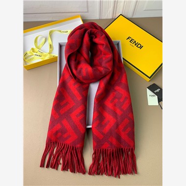 FENDI  2025秋冬新款時尚圍巾 尺寸:200-50