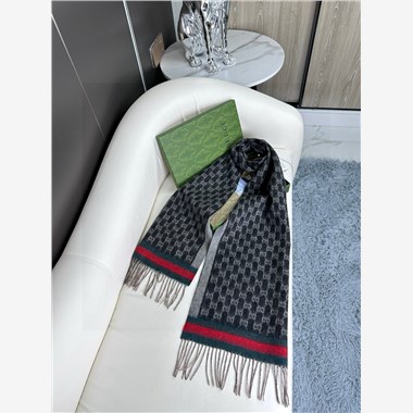 GUCCI  2025秋冬新款時尚圍巾 尺寸:180-33
