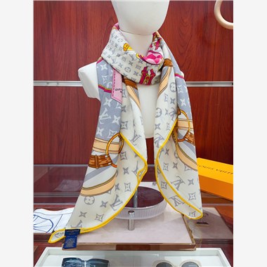 LOUIS VUITTON   2025秋冬新款時尚圍巾 尺寸：140-140