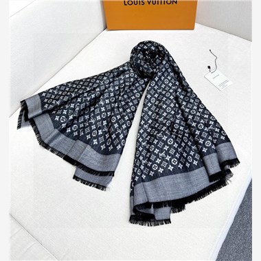  LOUIS VUITTON 2025秋冬新款時尚圍巾 尺寸：120-120