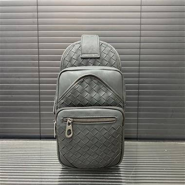 BOTTEGA VENETA  2025新款男生時尚包包 尺寸：30*16CM