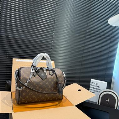 LOUIS VUITTON   2025新款女生時尚包包 尺寸：30*22CM