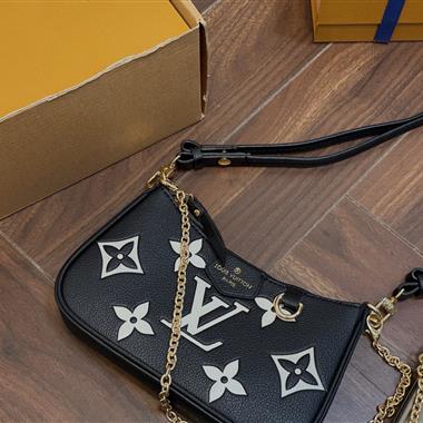 LOUIS VUITTON   2025新款女生時尚包包 尺寸：20*12CM