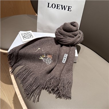 LOEWE  2025秋冬新款時尚圍巾 尺寸：180-30
