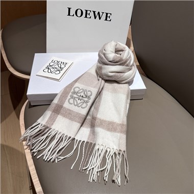 LOEWE  2025秋冬新款時尚圍巾 尺寸:180-30