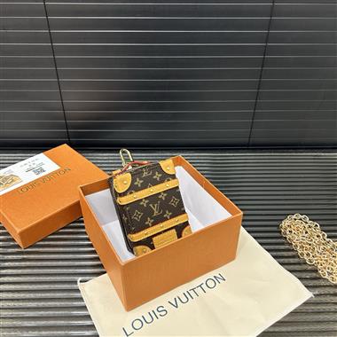 LOUIS VUITTON   2025新款時尚包包 尺寸：10CM