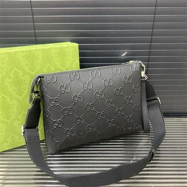 GUCCI   2025新款男生時尚包包 尺寸：22*28CM