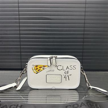 COACH   2025新款男生時尚包包 尺寸:12*20CM