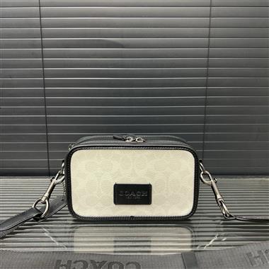 COACH   2025新款男生時尚包包 尺寸:12*20CM