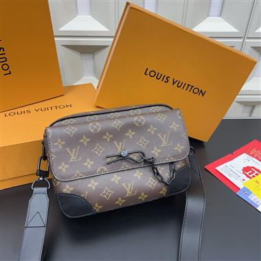 LOUIS VUITTON  2025新款男生時尚包包 尺寸：24*17CM