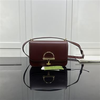 GUCCI    2025新款女生時尚包包 尺寸:22.5*14*8CM