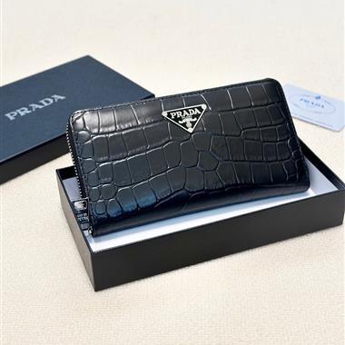 PRADA    2025新款時尚皮夾  尺寸:21*11CM
