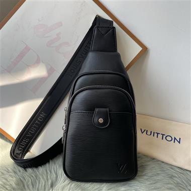 LOUIS VUITTON   2025新款男生時尚包包 尺寸：29*16*6CM