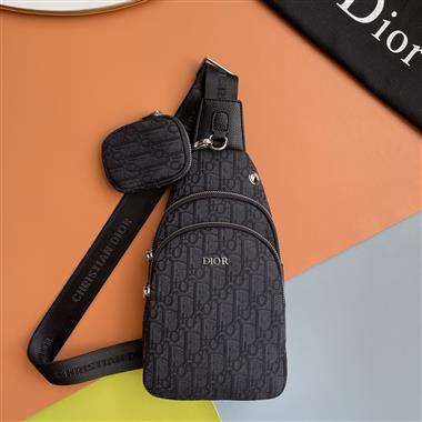 DIOR   2025新款男生時尚包包 尺寸:29×17×6.5CM