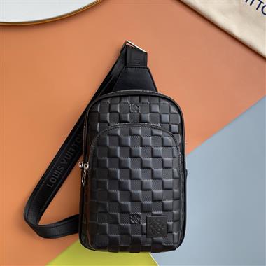 LOUIS VUITTON   2025新款男生時尚包包 尺寸：27×18×5CM