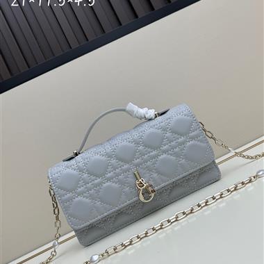 DIOR   2025新款女生時尚包包 尺寸:21 x 11.5 x 4.5CM