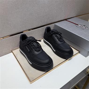 PRADA   2025新款男生休閒時尚鞋子