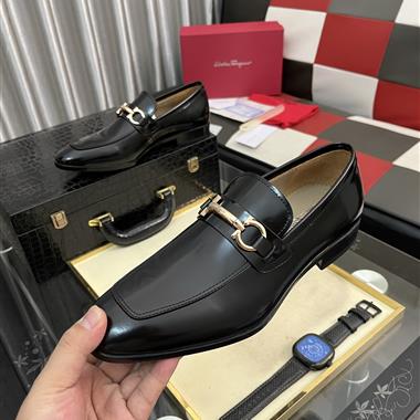Ferragamo   2025新款男生休閒時尚鞋子
