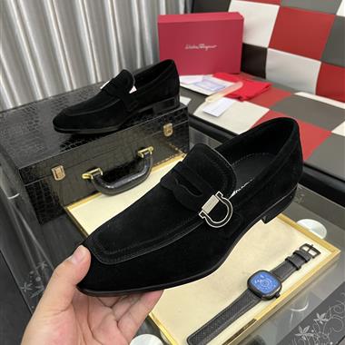 Ferragamo   2025新款男生休閒時尚鞋子