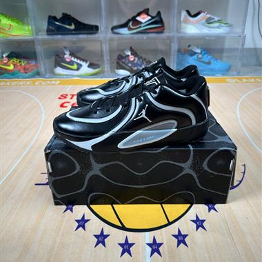 Nike AIR JORDAN TATUM 4 輕量化緩震實戰籃球鞋！