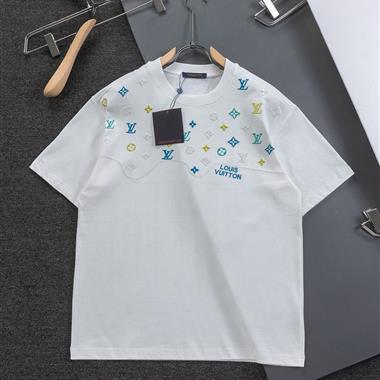 Louis Vuitton    2026春季新款短袖T恤  尺寸偏大