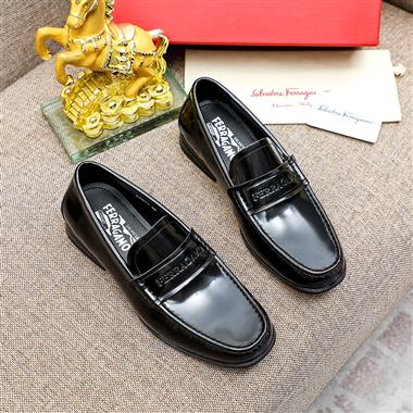 Ferragamo   2025新款男生休閒時尚鞋子