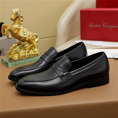 Ferragamo   2025新款男生休閒時尚鞋子