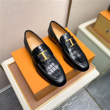 TDO’S   2025新款男生休閒時尚鞋子