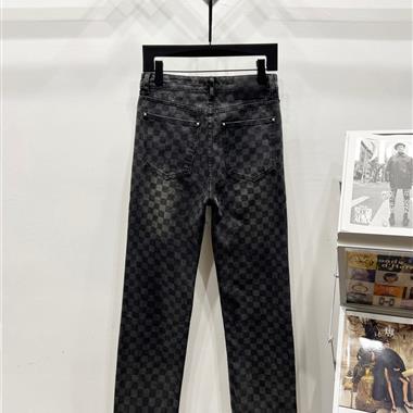 LouisVuitton   2025秋冬新款牛仔外套