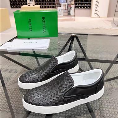 BOTTEGA VENETA   2025新款男生休閒時尚鞋子
