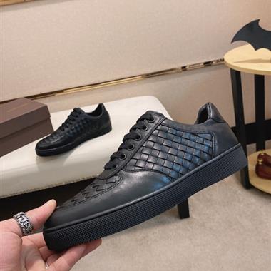 BOTTEGA VENETA   2025新款男生休閒時尚鞋子