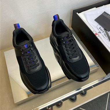 PRADA   2025新款男生休閒時尚鞋子