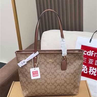 COACH  2025新款女生時尚包包 尺寸：29x 27x 13CM