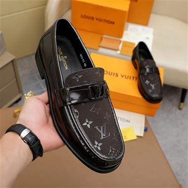 Louis Vuitton   2025新款男生休閒時尚鞋子