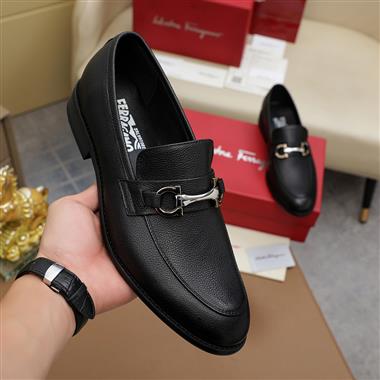 Ferragamo   2025新款男生休閒時尚鞋子