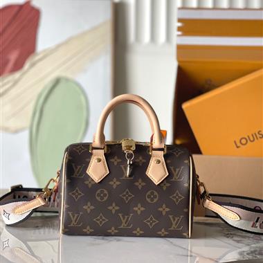 LOUIS VUITTON  2025新款女生時尚包包 尺寸：20x13.5x11.5CM